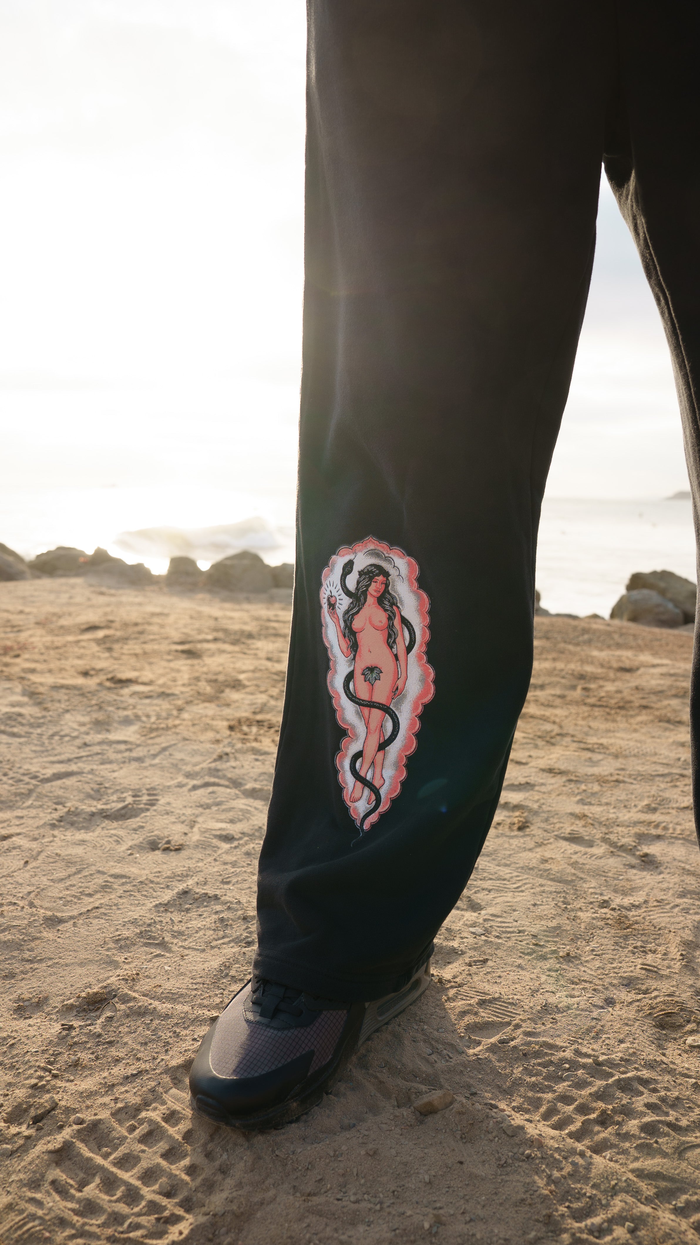 Starters Gulag Pant leg graphic detail